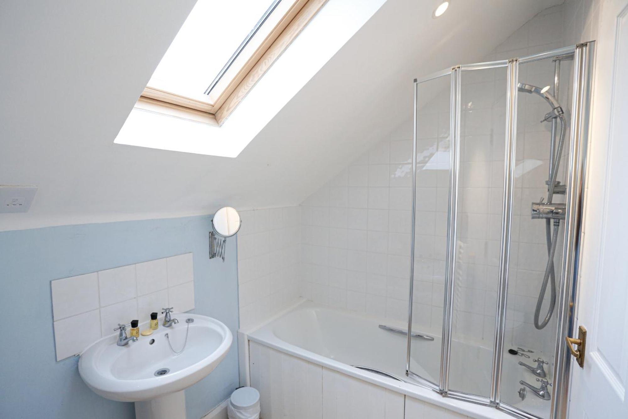Bed and Breakfast The Fishbourne Fishbourne  Номер фото